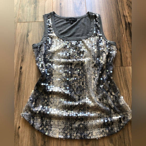 Tank Top - Picture 2 of 9